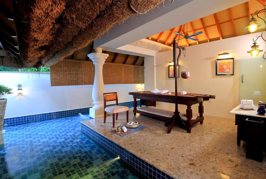 Carnoustie Ayurveda & Wellness Resort Alappuzha Exteriör bild